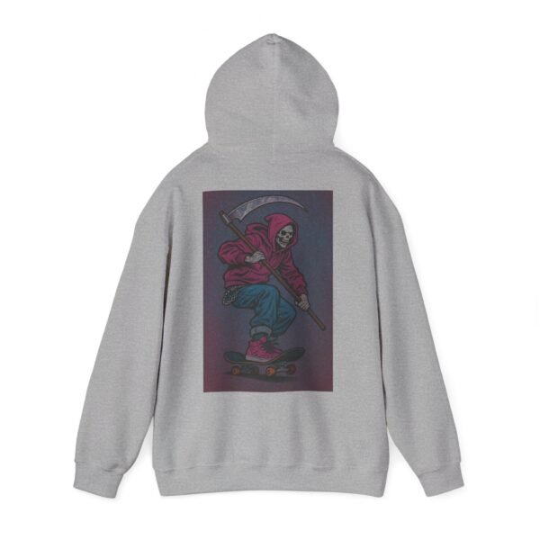 Vibrant Skateboarder Hoodie - Unisex Heavy Blend Sweatshirt, Trendy Streetwear, Cool Gift for Skaters, Casual Wear, Seasonal Style – Bild 19