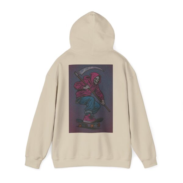 Vibrant Skateboarder Hoodie - Unisex Heavy Blend Sweatshirt, Trendy Streetwear, Cool Gift for Skaters, Casual Wear, Seasonal Style – Bild 15