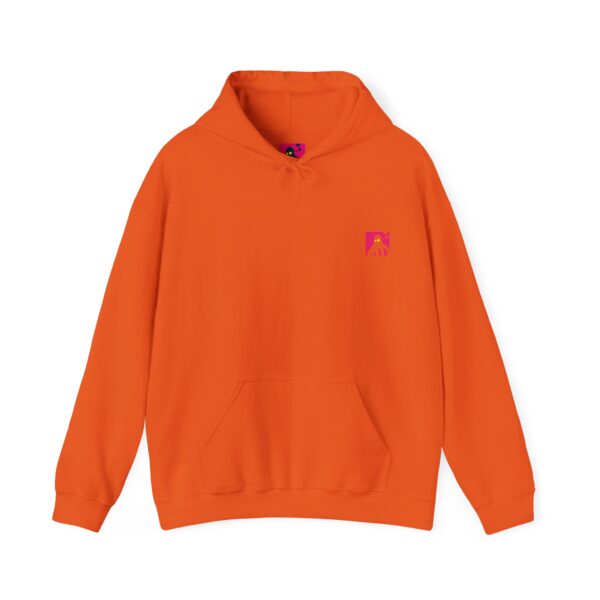 Vibrant Skateboarder Hoodie - Unisex Heavy Blend Sweatshirt, Trendy Streetwear, Cool Gift for Skaters, Casual Wear, Seasonal Style – Bild 21