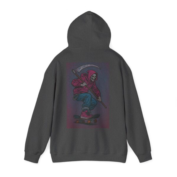 Vibrant Skateboarder Hoodie - Unisex Heavy Blend Sweatshirt, Trendy Streetwear, Cool Gift for Skaters, Casual Wear, Seasonal Style – Bild 47